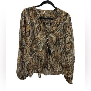 Elegant Paisley Women's Blouse